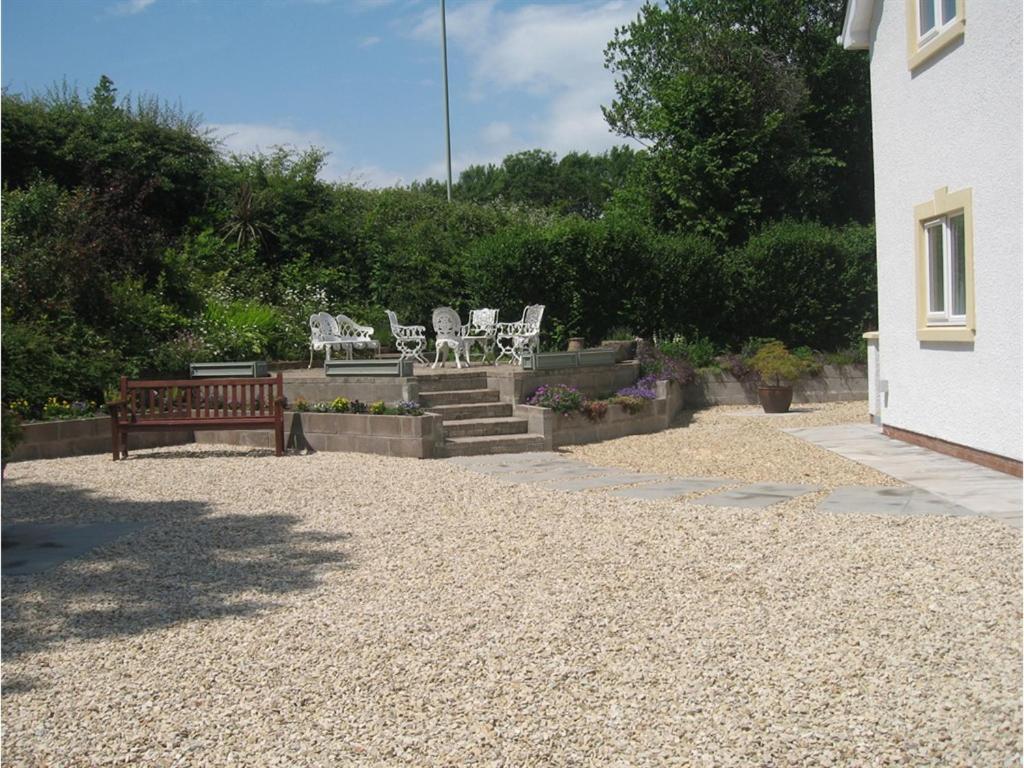 Hazelwood House Bed and Breakfast Bridgend  Eksteriør billede