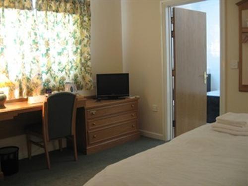 Hazelwood House Bed and Breakfast Bridgend  Eksteriør billede